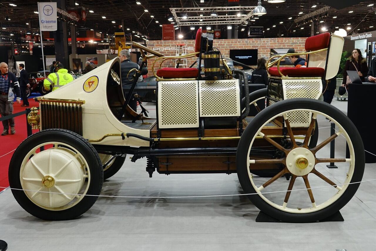Representative reconstruction made for the Porsche Museum and shown publicly in 2011; it must not be labeled as the 1900 surviving original.