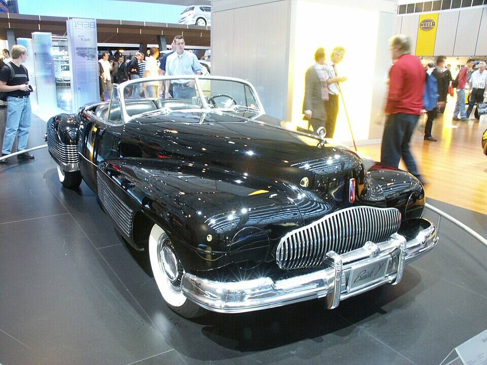 Commons identifies the pictured vehicle as the Buick Y-Job. Because the Y-Job is a one-off concept, this is the exact design identity; the photograph was taken in 2003, not in period.